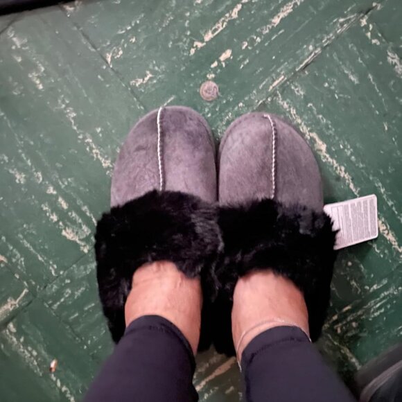 Shoes - 🆕Women Black Suede Fluff Dual Memory Foam Arch Support Warm Scuff Slipper